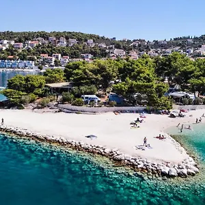 Kamp Rozac Park za odmor Trogir