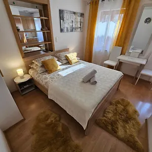 Magnolia Gostinjska kuća Trogir